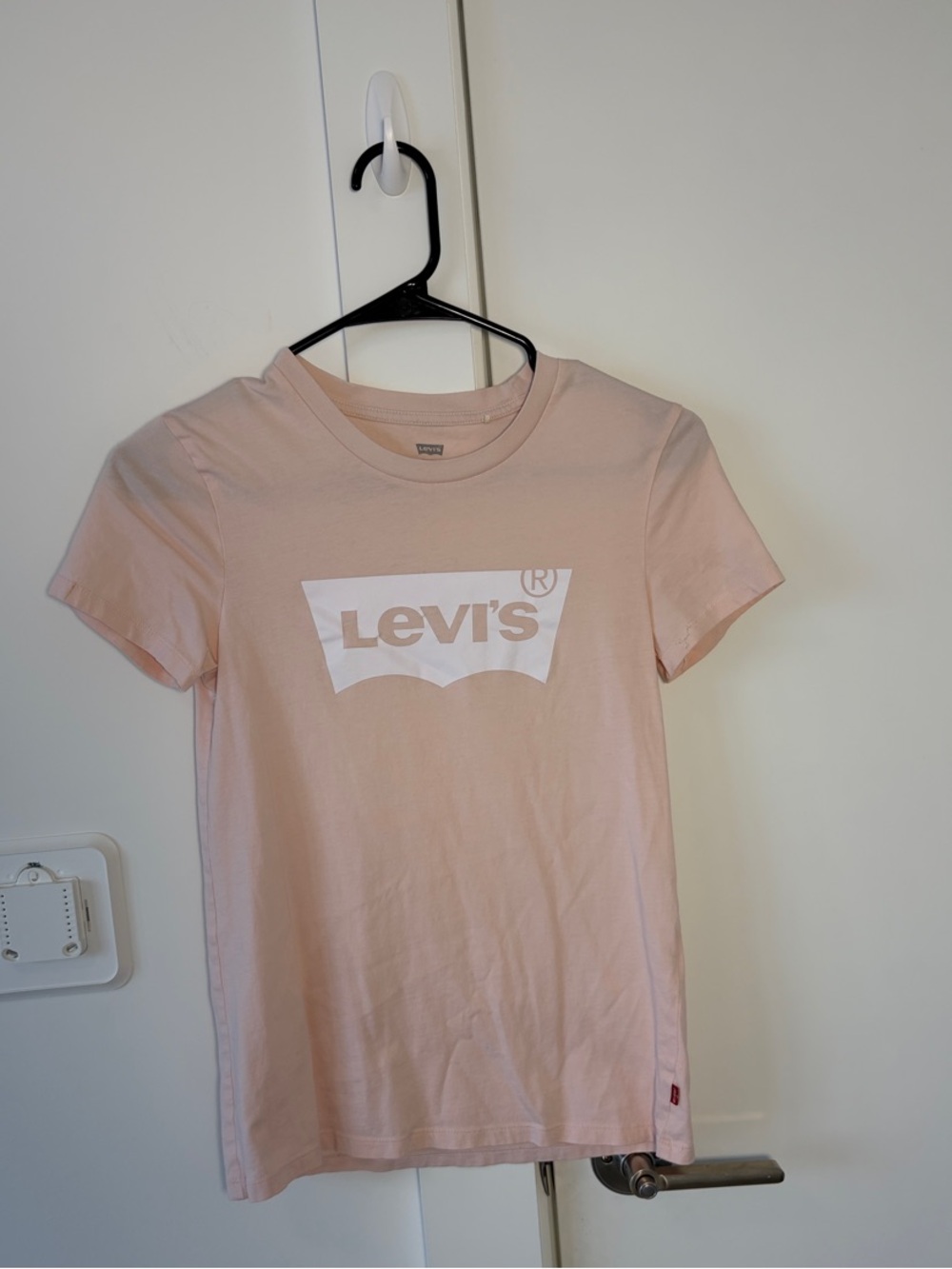 Levi's Light Pink Logo Short Sleeve Tee